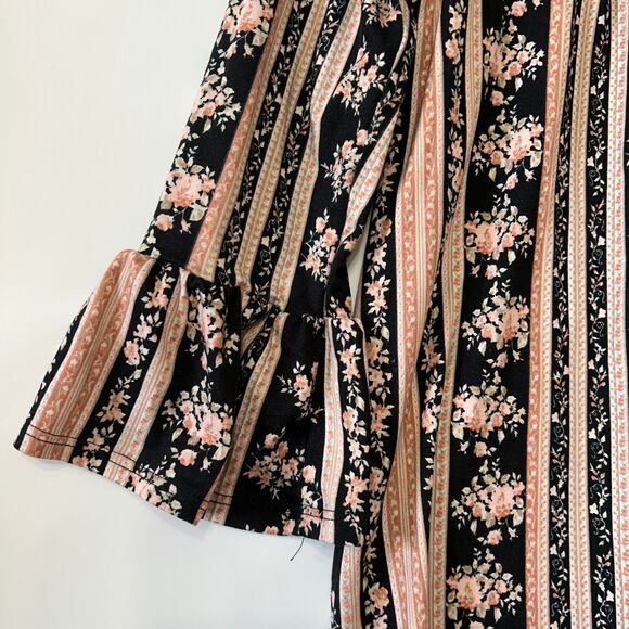 Everly Floral Dress‎ Size Medium Black Pink Roses Boho Girly - Picture 10 of 16